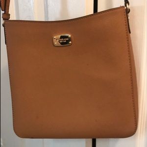 Micheal Kors Crossbody
